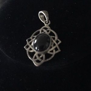 Black onyx pedant